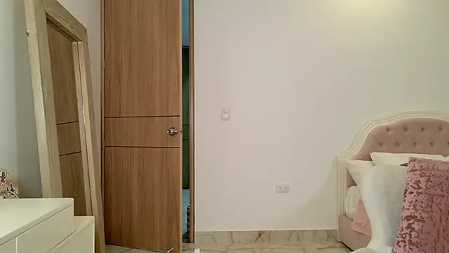 Sensualtease online show from January 2025 02:37:02 AM