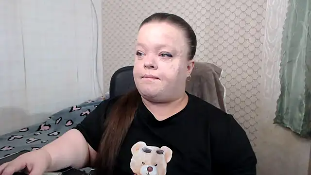 Janiffer MiMi online show from May 2026 04:01:01 PM