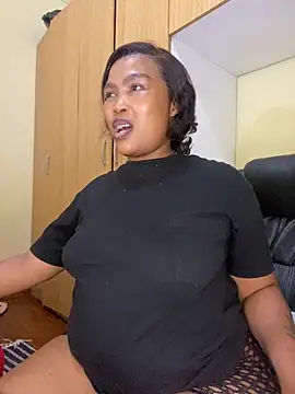 Snapshot of BADFATASS85 chatting on February 2026 11:20:01 AM BADFATASS85 online show from February 2026 11:20:01 AM