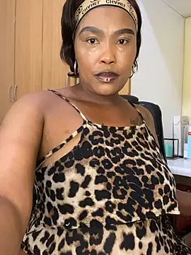 BADFATASS85 online show from May 2026 01:41:01 PM