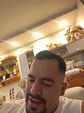 Snapshot of Ricardo_1998 chatting on October 2025 04:07:02 AM Ricardo 1998 online show from October 2025 04:07:02 AM