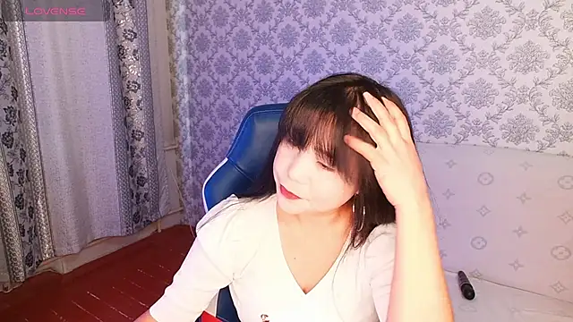 Snapshot of MissValday chatting on October 2025 05:16:02 AM MissValday online show from October 2025 05:16:02 AM