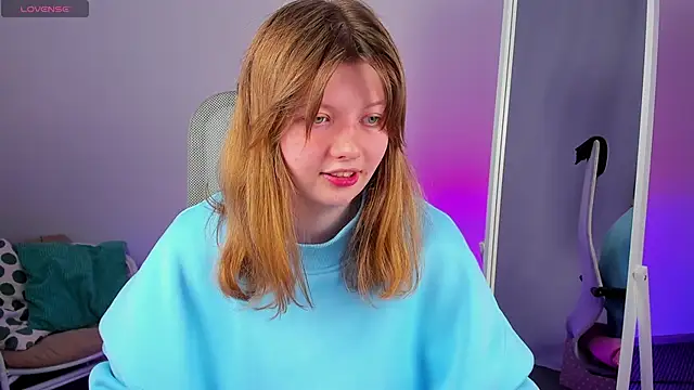 Vivian cutie online show from March 2025 03:29:01 PM