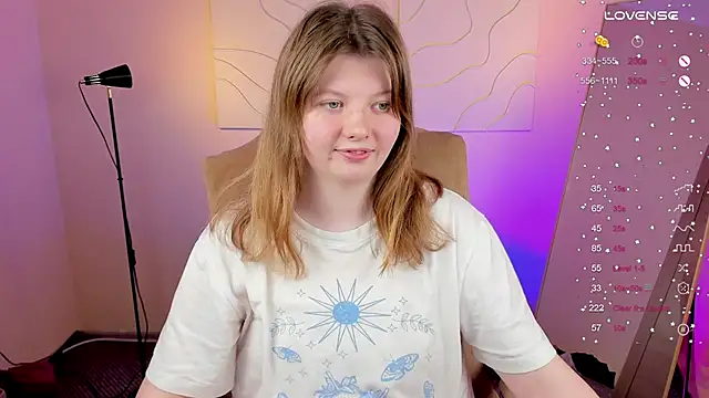 Vivian cutie online show from March 2025 04:39:02 PM