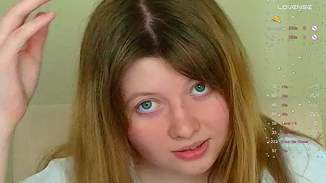 Vivian cutie online show from March 2025 03:36:02 PM