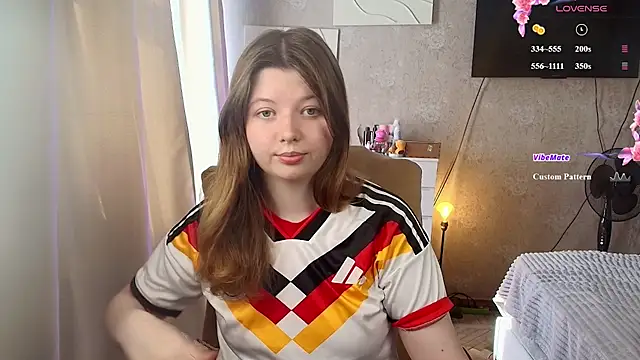 Vivian cutie online show from June 2026 12:38:02 PM