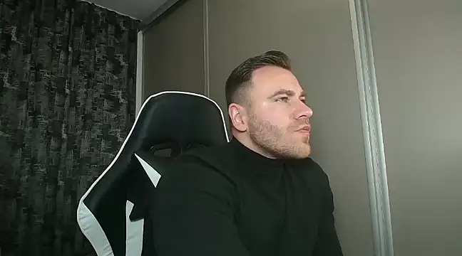 Thori92 online show from January 2025 07:00:01 PM