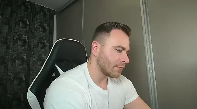 Thori92 online show from January 2025 05:13:01 PM