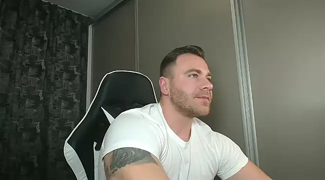 Thori92 online show from January 2025 08:14:02 PM