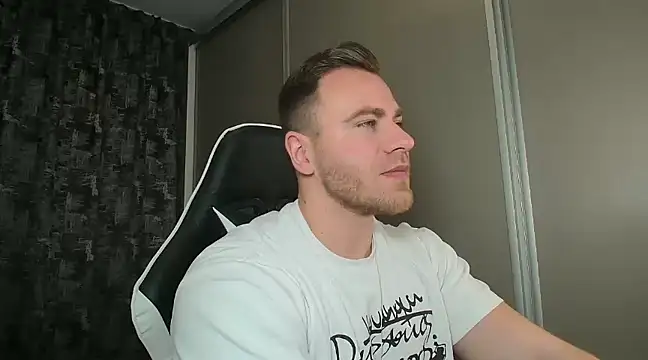 Thori92 online show from January 2025 05:17:01 PM