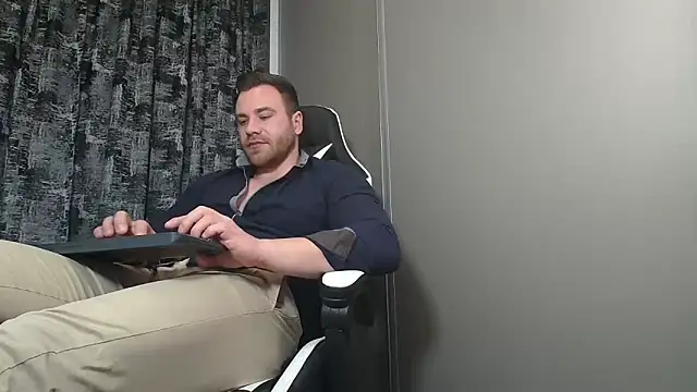 Thori92 online show from February 2025 08:10:01 PM