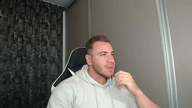 Thori92 online show from September 2025 05:58:02 PM