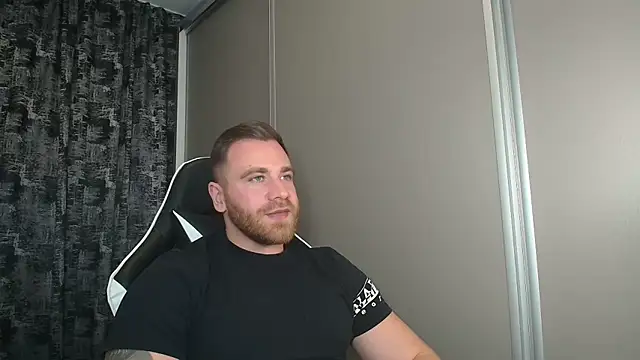 Thori92 online show from October 2025 06:23:01 PM