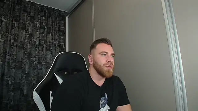 Thori92 online show from November 2025 08:09:01 PM