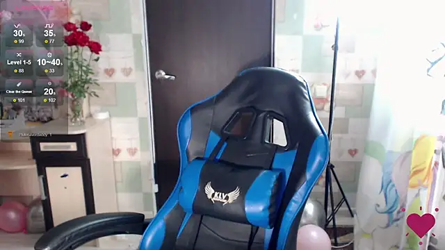 Snapshot of Korolek12 chatting on October 2025 05:05:01 AM Korolek12 online show from October 2025 05:05:01 AM