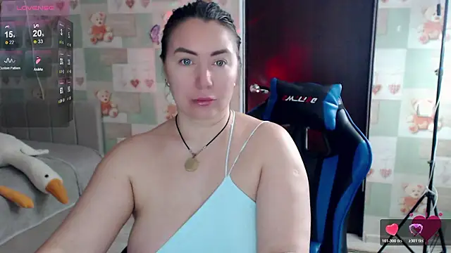 Snapshot of Korolek12 chatting on February 2026 05:23:02 AM Korolek12 online show from February 2026 05:23:02 AM