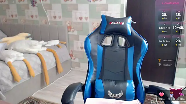 Snapshot of Korolek12 chatting on March 2026 07:15:01 AM Korolek12 online show from March 2026 07:15:01 AM