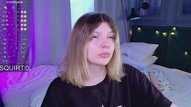 Snapshot of _aleksa_ chatting on March 2026 06:06:02 AM aleksa online show from March 2026 06:06:02 AM