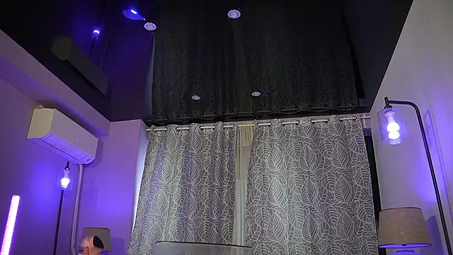 Snapshot of mandypeas chatting on February 2026 07:28:02 AM mandypeas online show from February 2026 07:28:02 AM