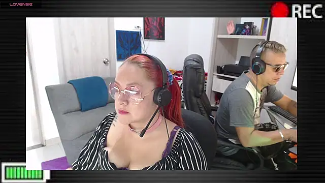 Snapshot of kyobiker chatting on October 2025 01:12:02 PM kyobiker online show from October 2025 01:12:02 PM