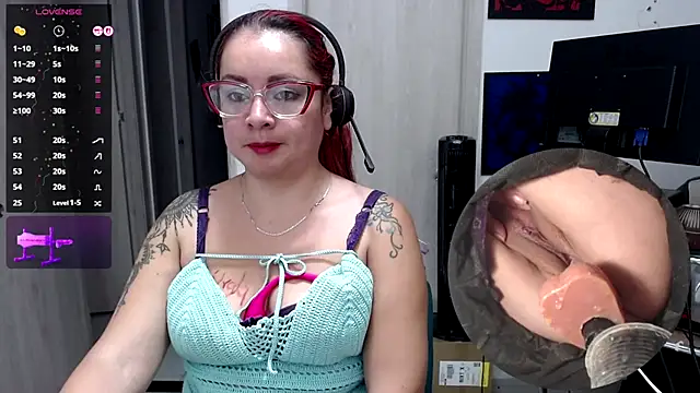 Snapshot of kyobiker chatting on November 2025 02:23:01 AM kyobiker online show from November 2025 02:23:01 AM