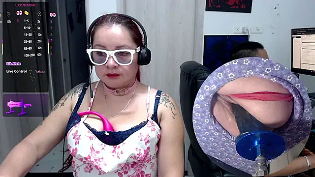 Snapshot of kyobiker chatting on January 2026 02:13:01 AM kyobiker online show from January 2026 02:13:01 AM