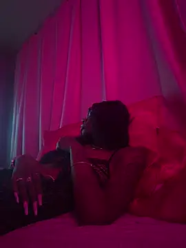 Farrah Owens online show from March 2025 05:07:02 AM