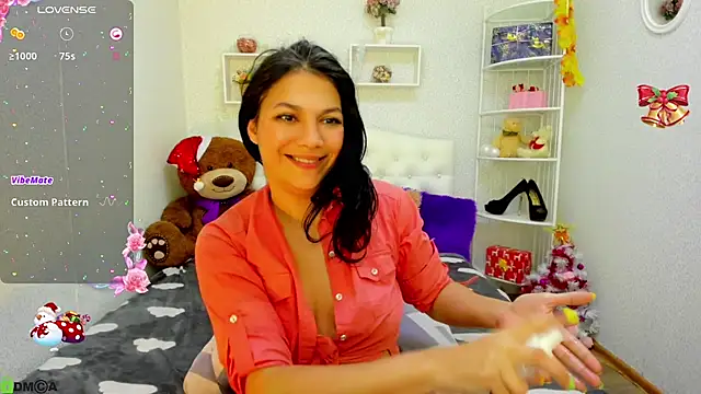 Snapshot of Mollywell chatting on December 2024 11:06:02 AM Mollywell online show from December 2024 11:06:02 AM