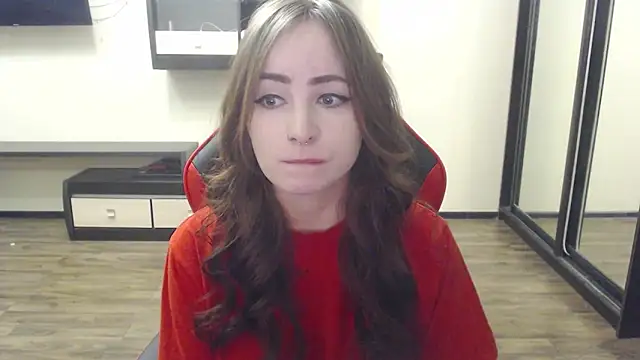 Laralianna online show from December 2024 03:22:02 PM