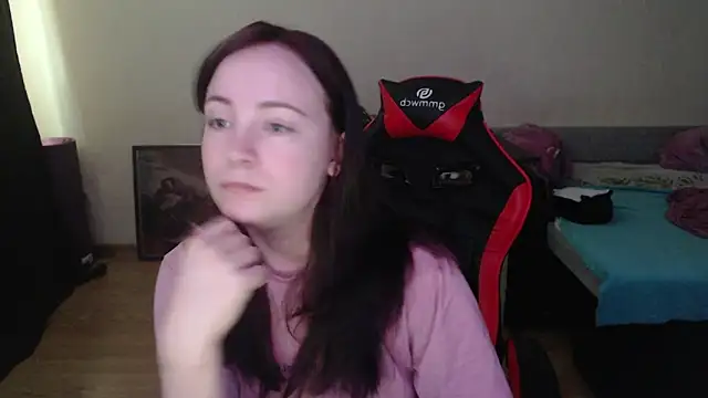 Laralianna online show from May 2026 08:41:01 AM