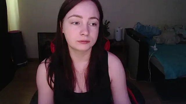 Laralianna online show from May 2026 09:49:02 AM