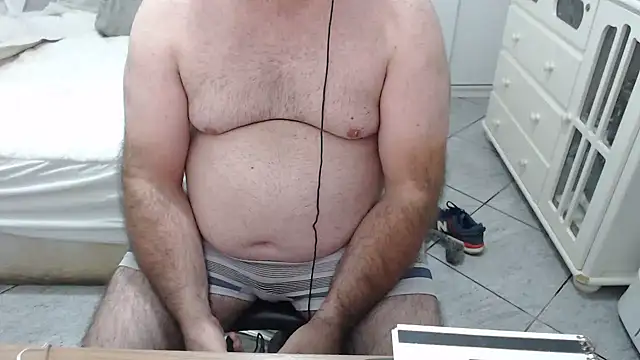 MysterBearMG online show from October 2025 12:41:01 AM