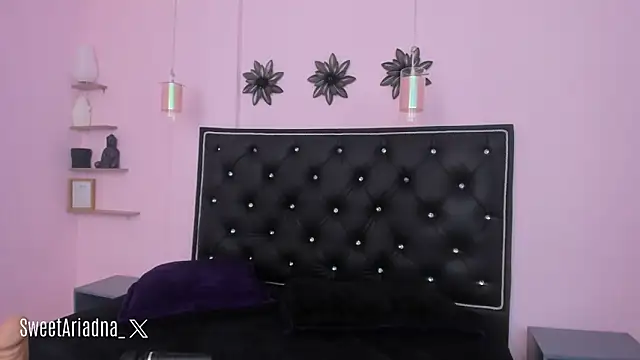 Sweet Ariadna  online show from January 2025 03:14:02 PM