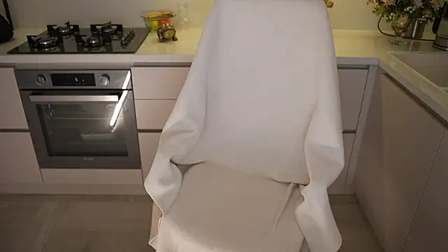 Snapshot of Vassiilisa chatting on March 2026 02:44:02 PM Vassiilisa online show from March 2026 02:44:02 PM