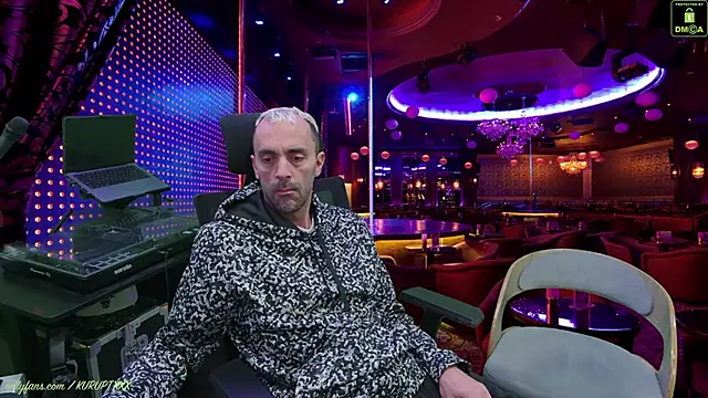 Snapshot of kuruptxxx_live chatting on February 2025 06:42:02 PM kuruptxxx live online show from February 2025 06:42:02 PM