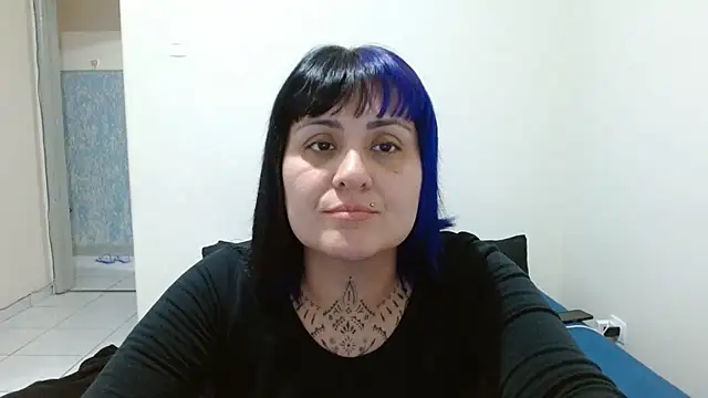 vaholiver online show from June 2026 09:09:01 PM