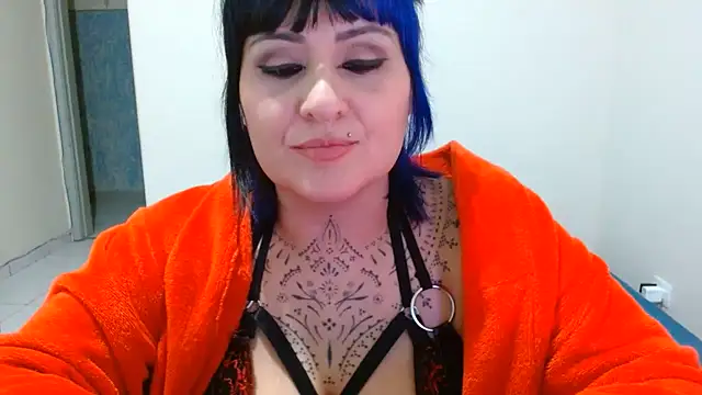 vaholiver online show from June 2026 10:30:01 PM