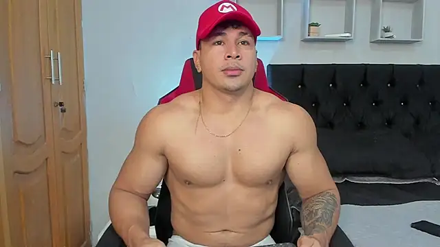 Snapshot of tyler_hank01 chatting on November 2025 08:57:02 AM tyler hank01 online show from November 2025 08:57:02 AM