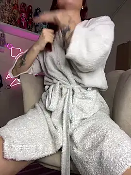 devlin nurmi online show from October 2025 08:21:02 PM