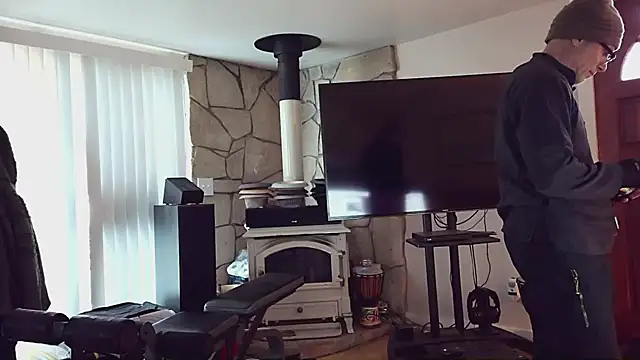 Snapshot of MoonDancer chatting on February 2026 11:22:01 PM MoonDancer online show from February 2026 11:22:01 PM