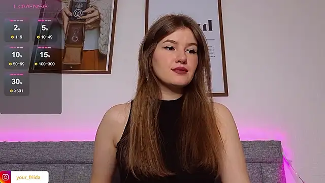 Snapshot of alwaysfrida chatting on December 2024 09:44:01 PM alwaysfrida online show from December 2024 09:44:01 PM