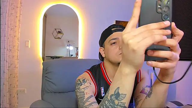 Snapshot of alejandro_calderon1 chatting on February 2026 03:37:02 AM alejandro calderon1 online show from February 2026 03:37:02 AM