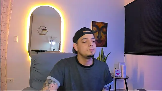 Snapshot of alejandro_calderon1 chatting on February 2026 06:24:01 AM alejandro calderon1 online show from February 2026 06:24:01 AM