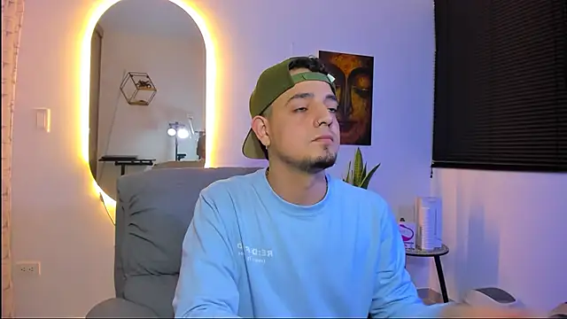 Snapshot of alejandro_calderon1 chatting on March 2026 03:12:02 AM alejandro calderon1 online show from March 2026 03:12:02 AM