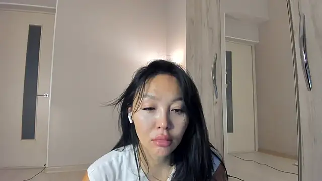 keiko hot online show from April 2026 03:15:01 AM