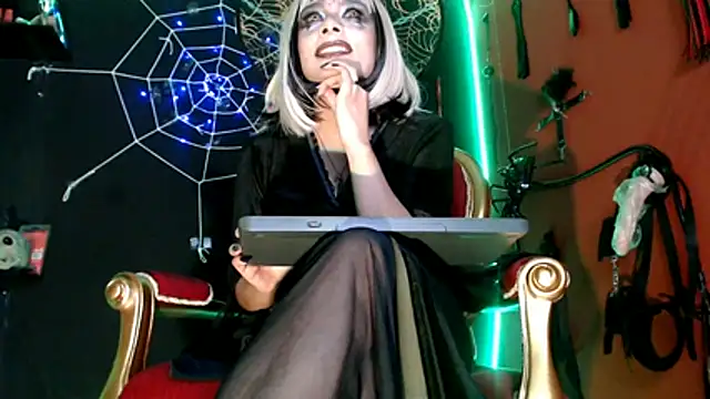 Snapshot of amy-mistress chatting on October 2025 10:58:02 PM amy-mistress online show from October 2025 10:58:02 PM