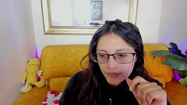 Kyomi chang online show from April 2026 12:14:02 PM