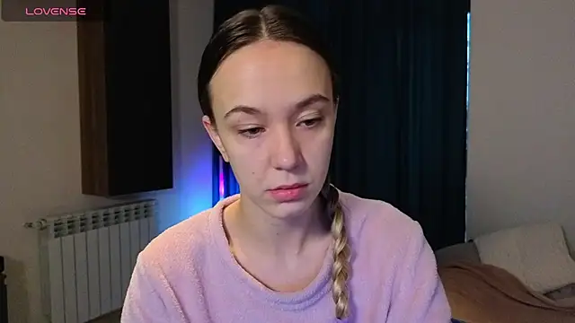 Snapshot of SexyCocobutt chatting on November 2025 06:00:02 AM SexyCocobutt online show from November 2025 06:00:02 AM