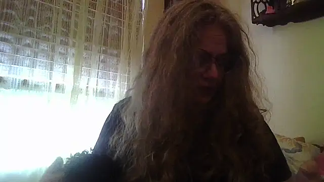 Snapshot of DestineeLoverGirl chatting on July 2026 06:20:01 PM DestineeLoverGirl online show from July 2026 06:20:01 PM