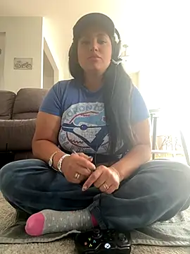 MeghanXO online show from October 2025 04:24:02 PM